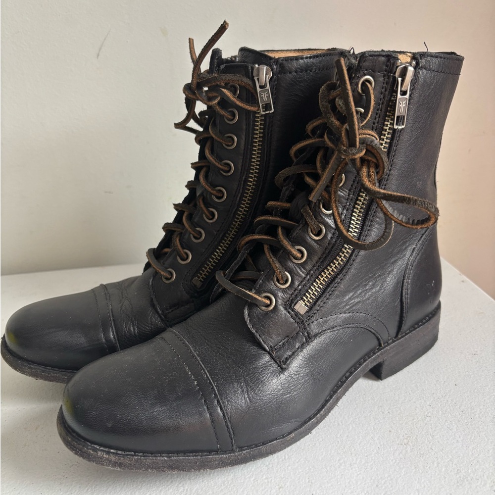 FRYE Tyler Double Zip Black Leather Combat Moto Laced Ankle Boots Womens Sz 8.5